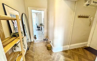 Gallery 02
